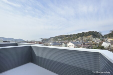 海へ続く空、逗子の山々を独り占め。