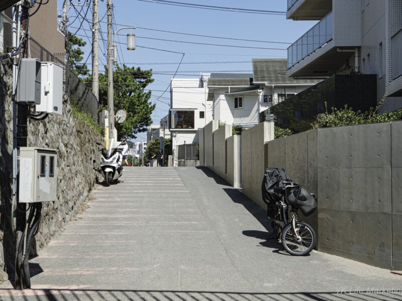 海浜までは30秒。浜の入口までは約80歩