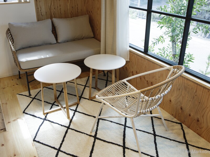 大人が集う空間にマッチするナチュラルなインテリア